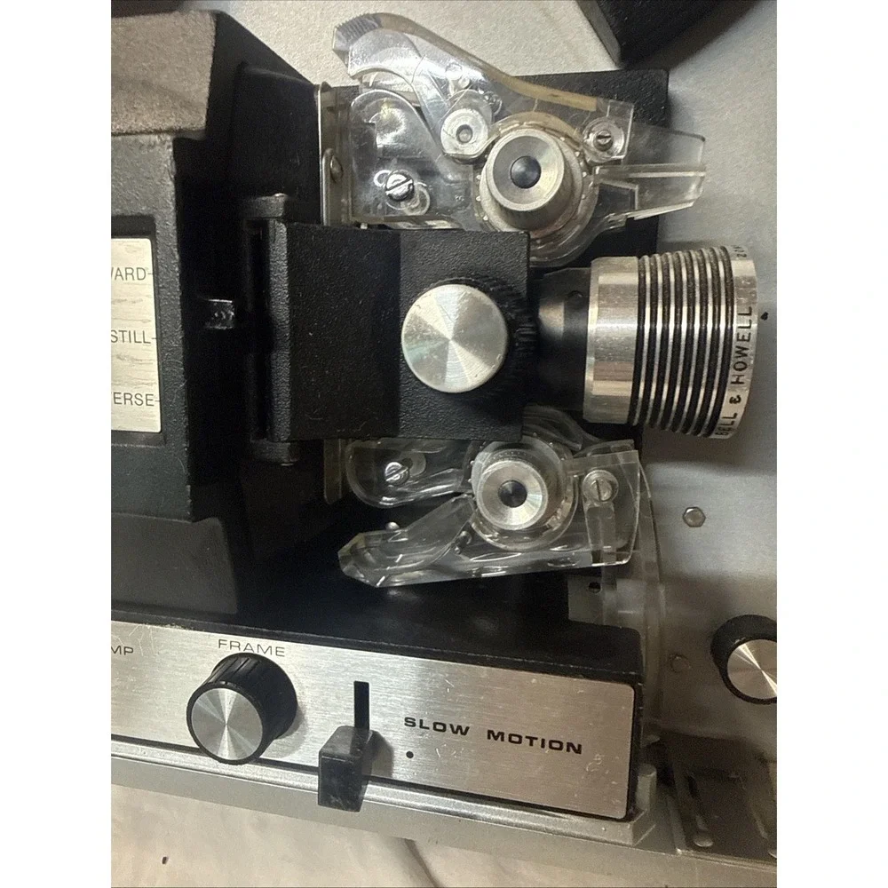 Bell & Howell Autoload 198L Super 8 Movie Film Projector, Powers On